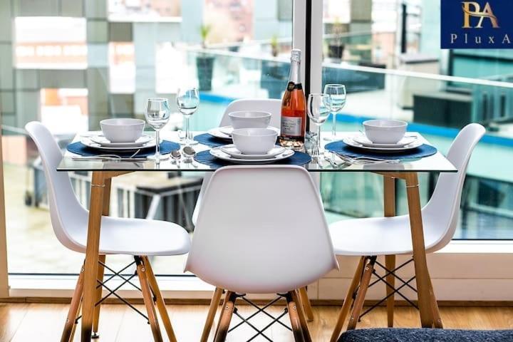 Pluxa Azure Cubic - Azure Cityview, Corporate Stays Welcome Birmingham Exteriör bild